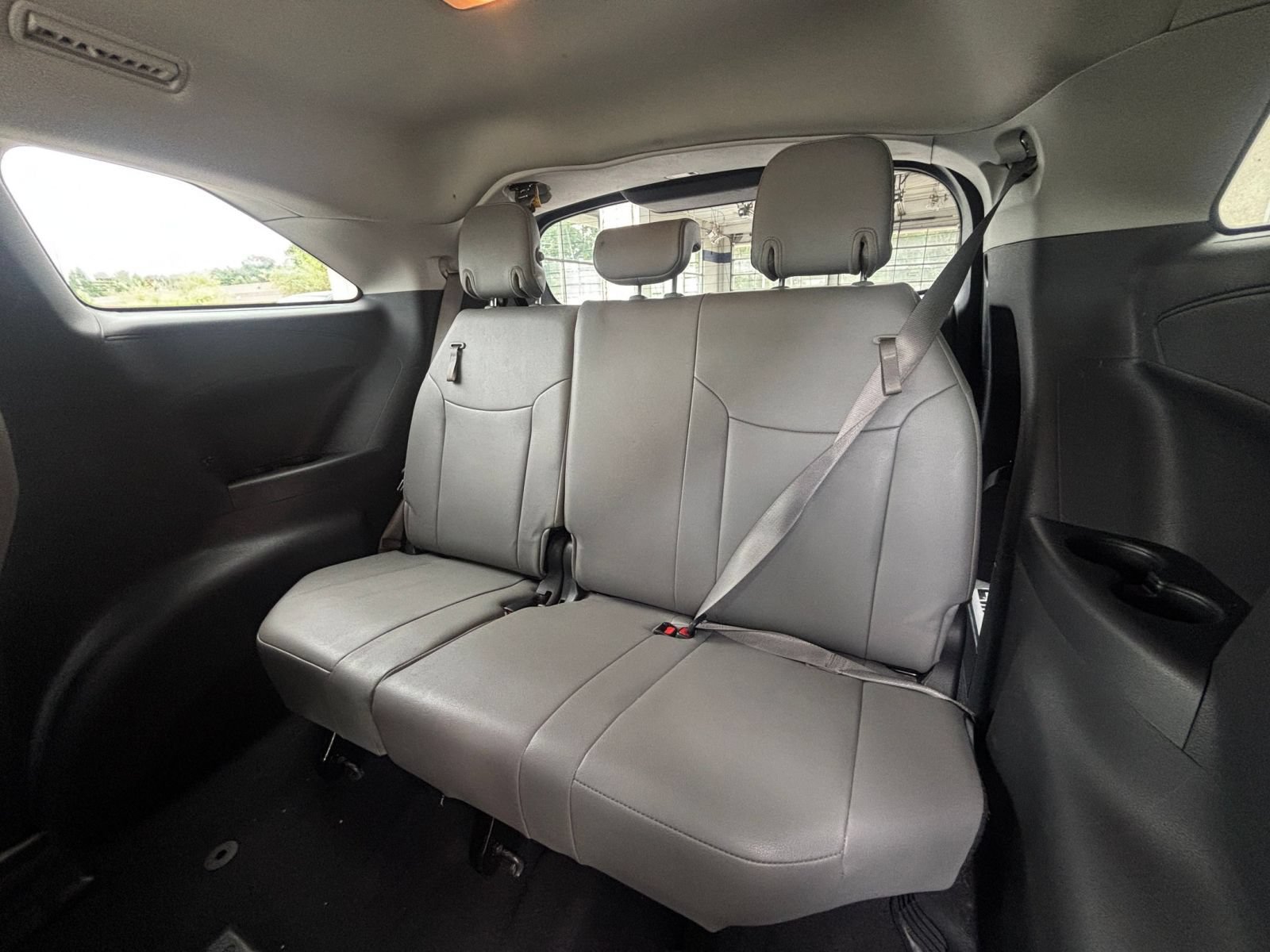 Thumbnail: 2025 Toyota Sienna - 30