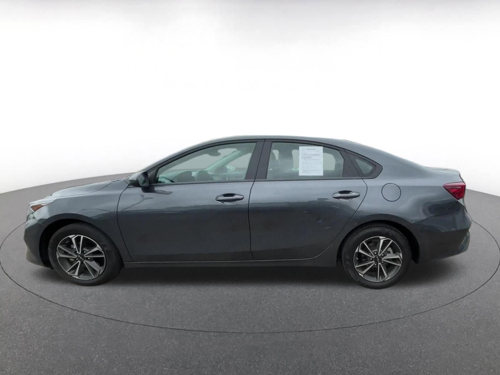 2024 Kia Forte LXS 8