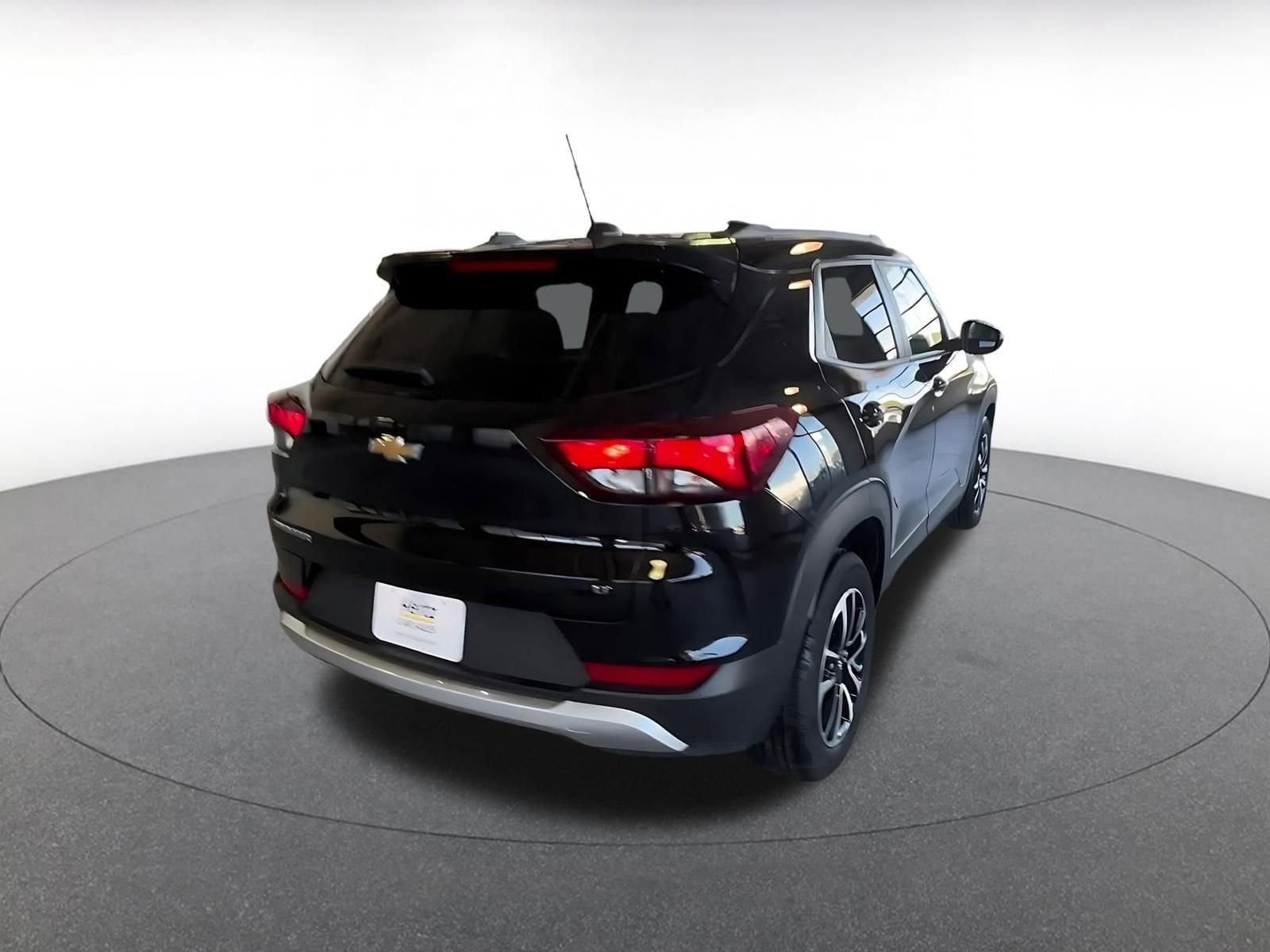 Thumbnail: 2025 Chevrolet TrailBlazer - 13