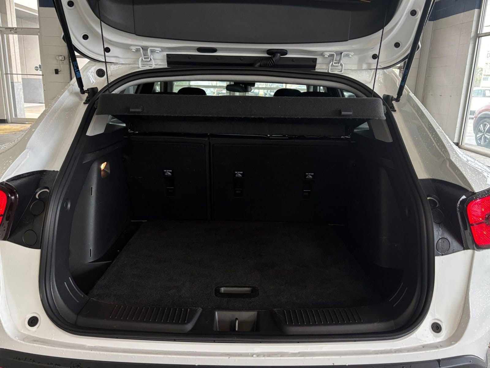 Thumbnail: 2025 Chevrolet Trax - 30