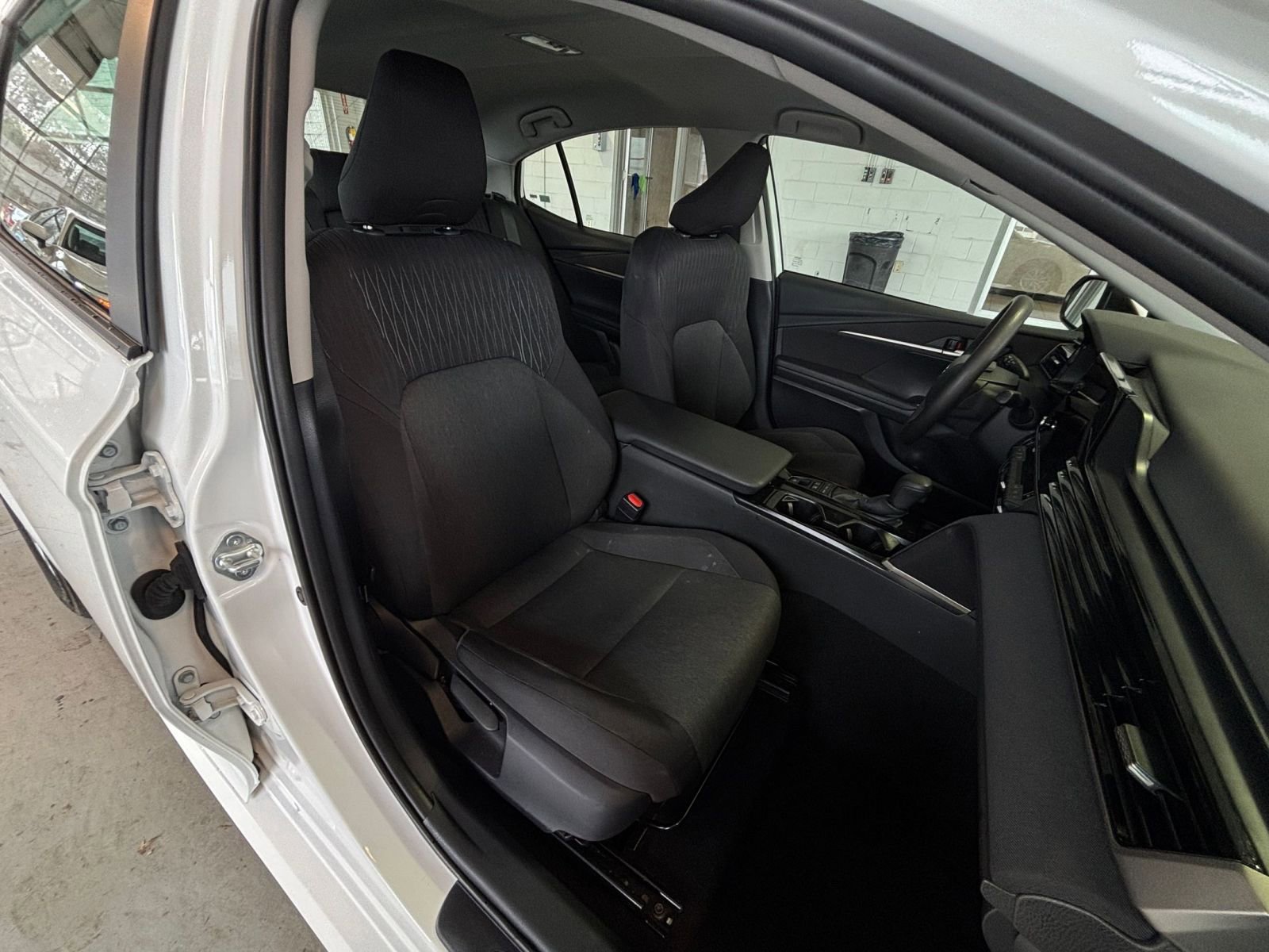 Thumbnail: 2025 Toyota Camry - 35