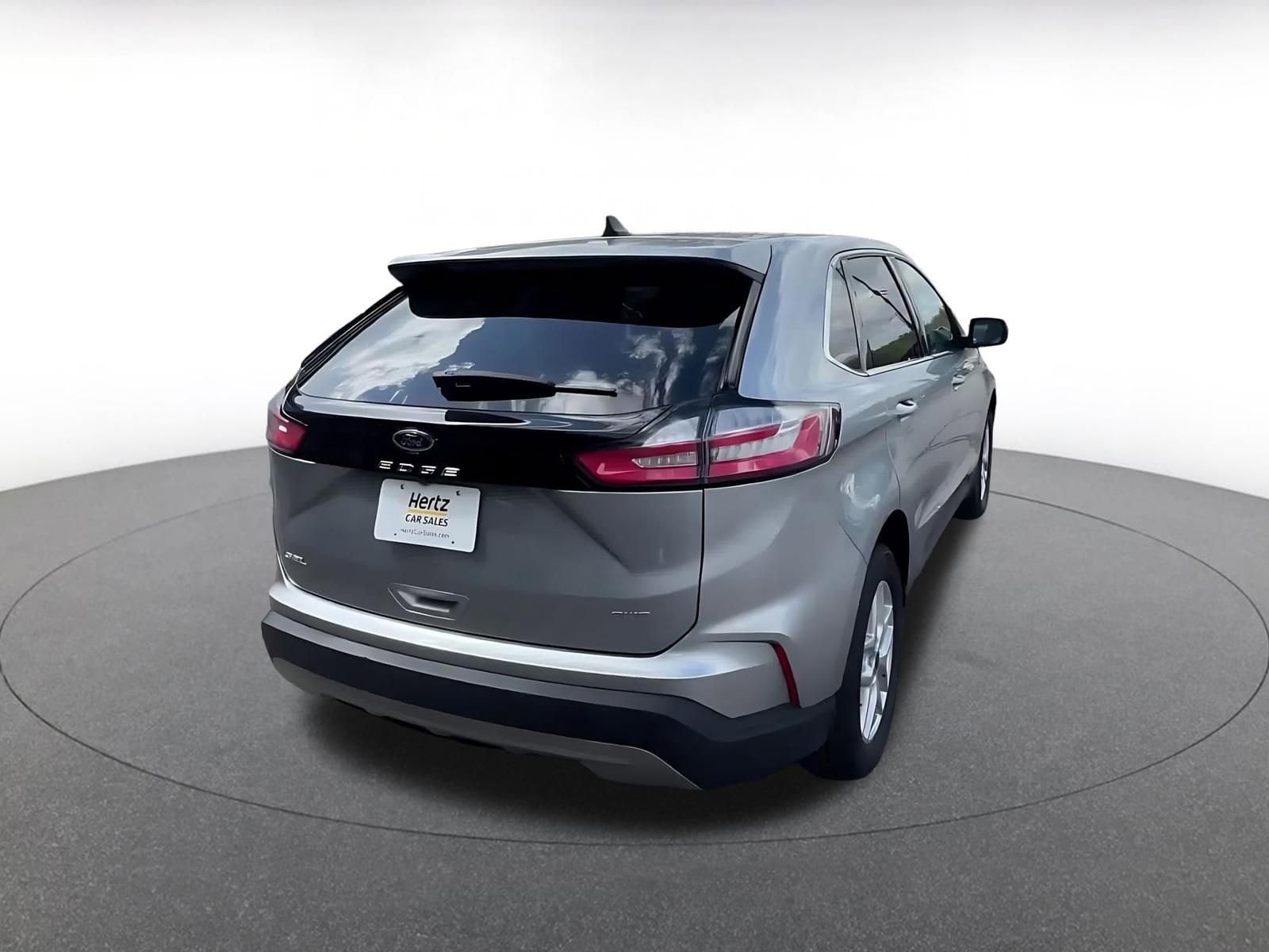 Thumbnail: 2024 Ford Edge - 21