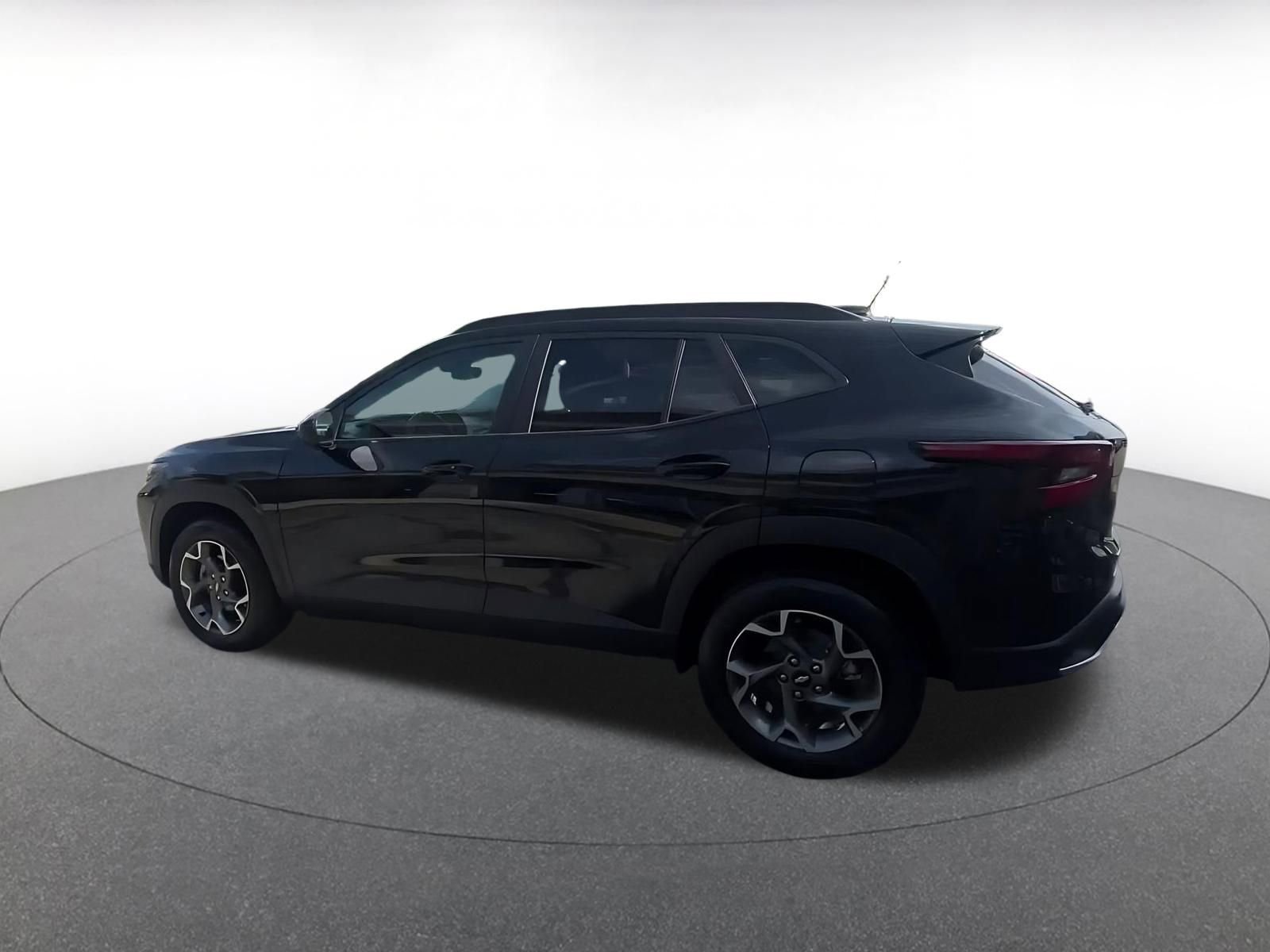 Thumbnail: 2025 Chevrolet Trax - 10