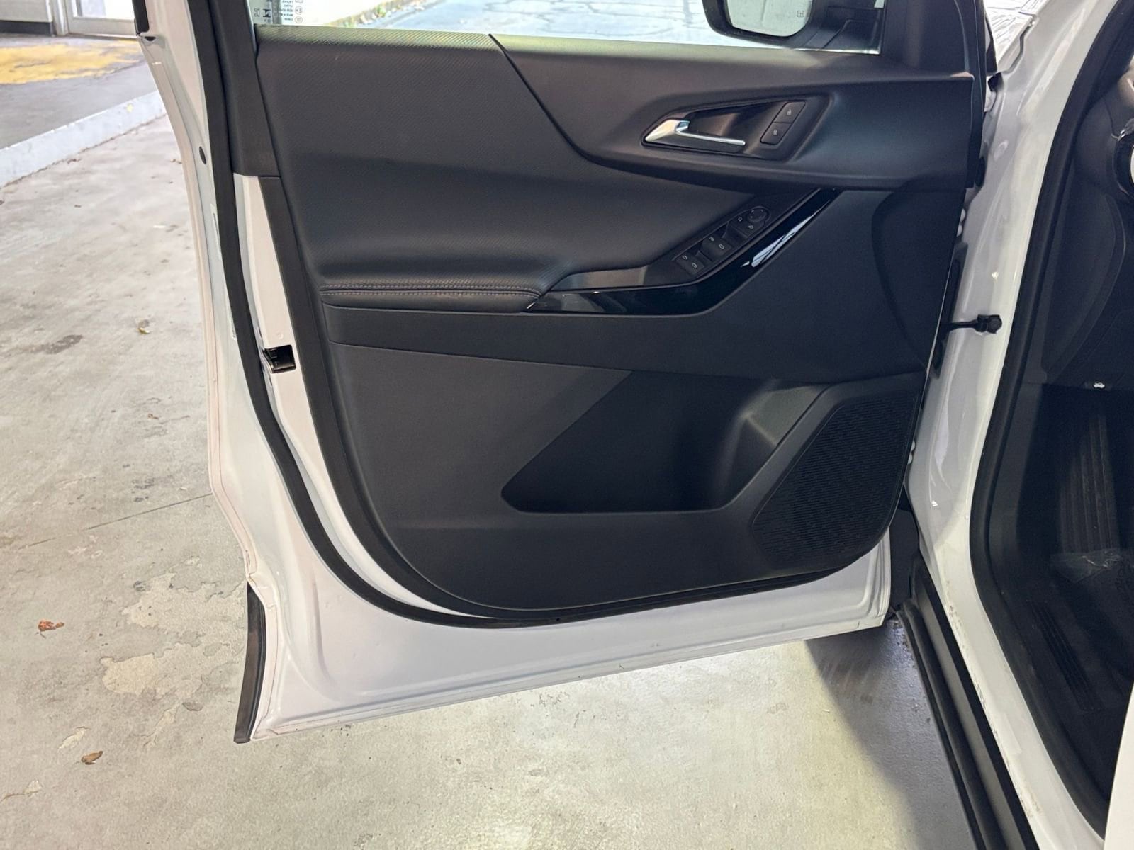 Thumbnail: 2025 Chevrolet Equinox - 20