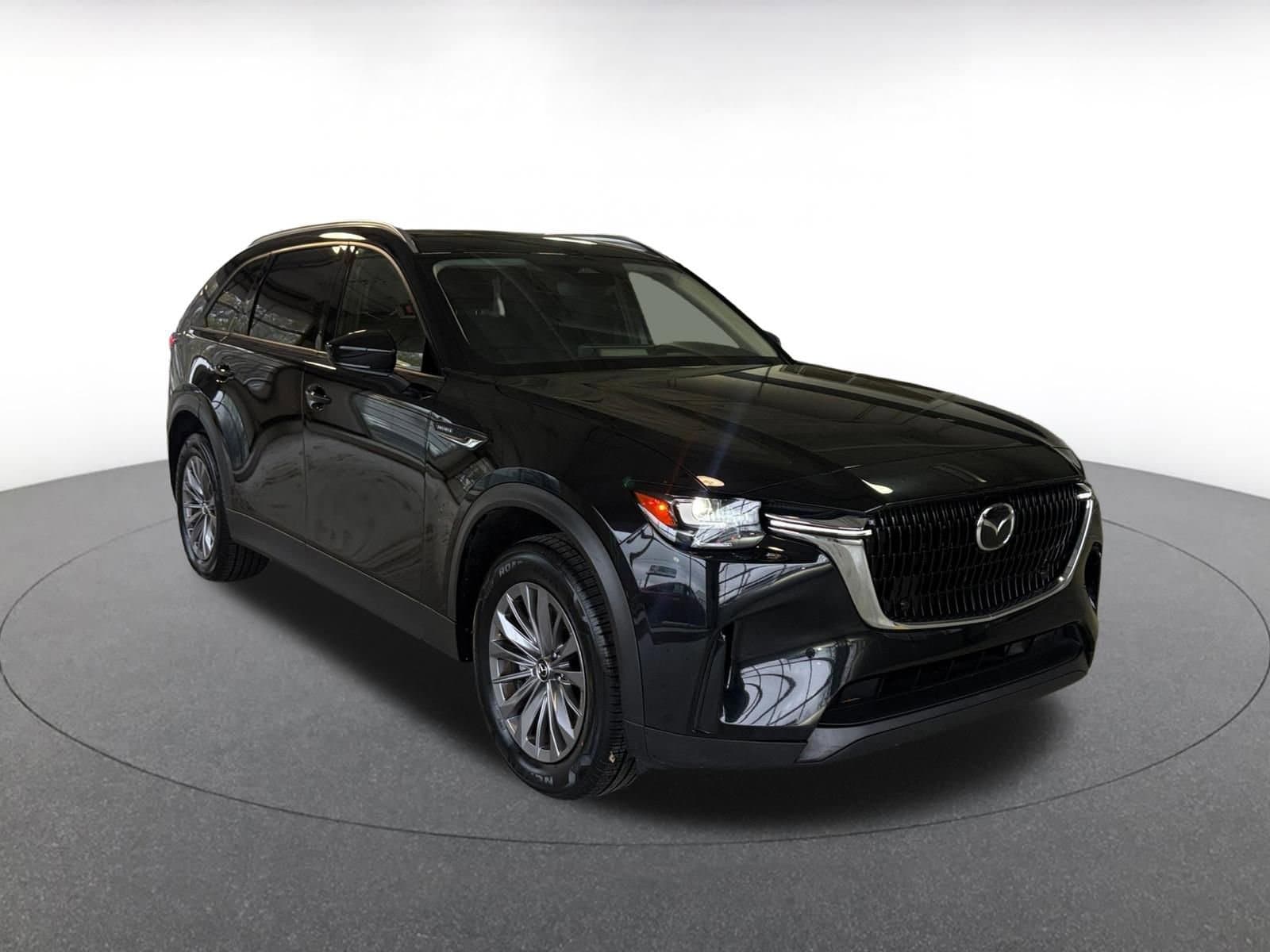 Thumbnail: 2025 Mazda CX-90 - 1