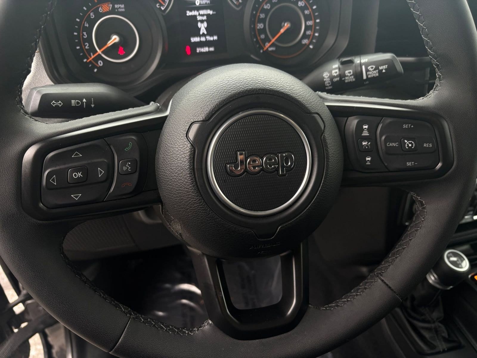 Thumbnail: 2025 Jeep Wrangler - 30