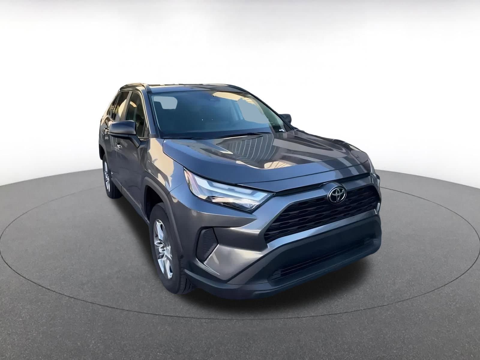 Thumbnail: 2025 Toyota RAV4 - 3