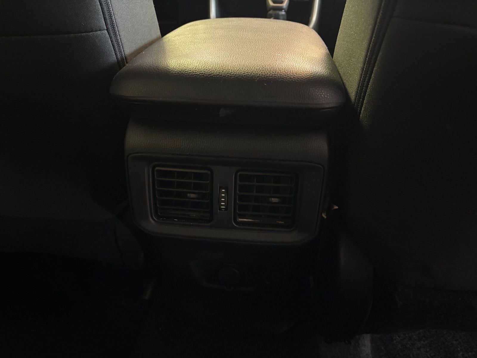 Thumbnail: 2025 Toyota RAV4 - 23