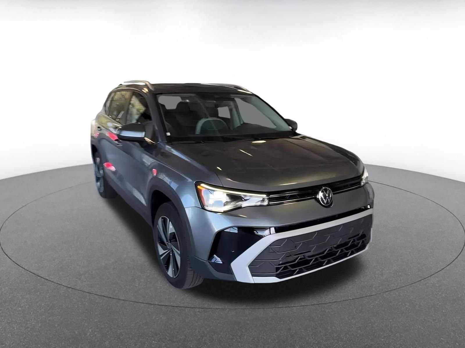 Thumbnail: 2025 Volkswagen Taos - 3