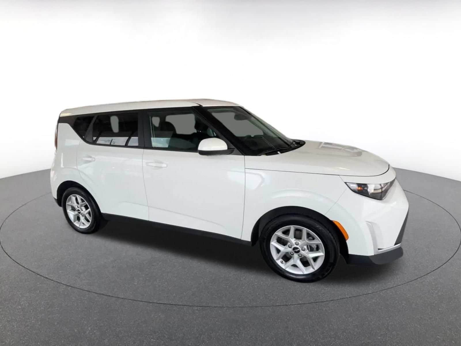 Thumbnail: 2025 Kia Soul - 2