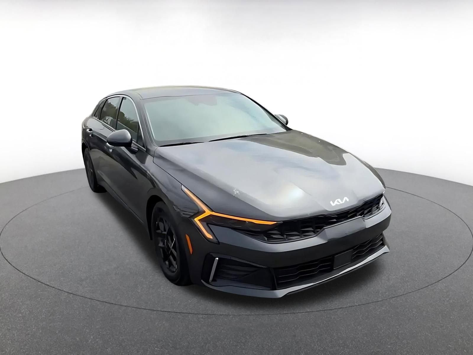 Thumbnail: 2025 Kia K5 - 2