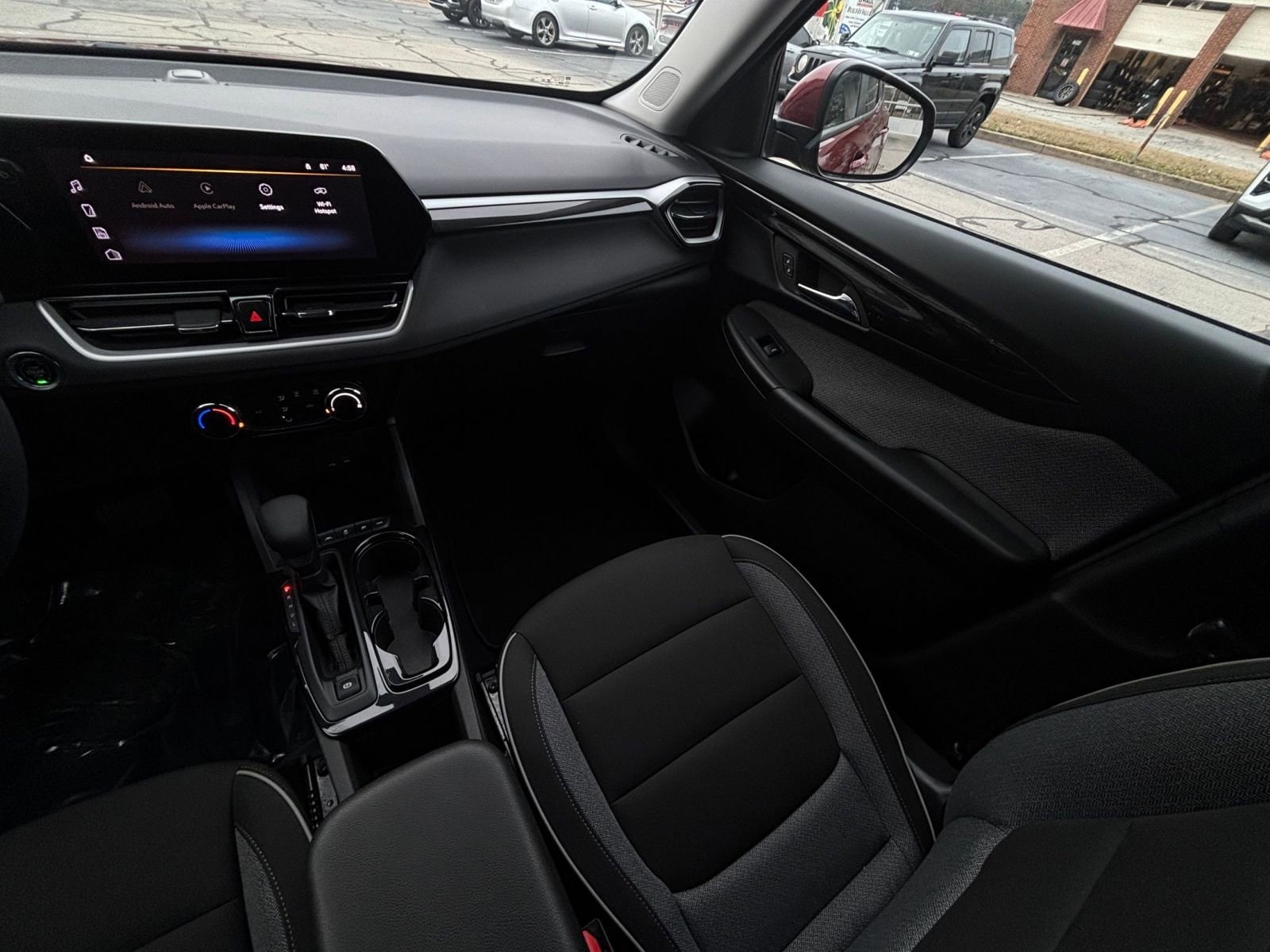 Thumbnail: 2025 Chevrolet TrailBlazer - 34