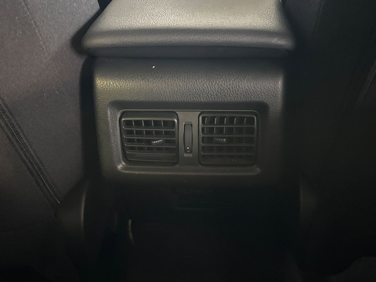 Thumbnail: 2025 Toyota Camry - 23