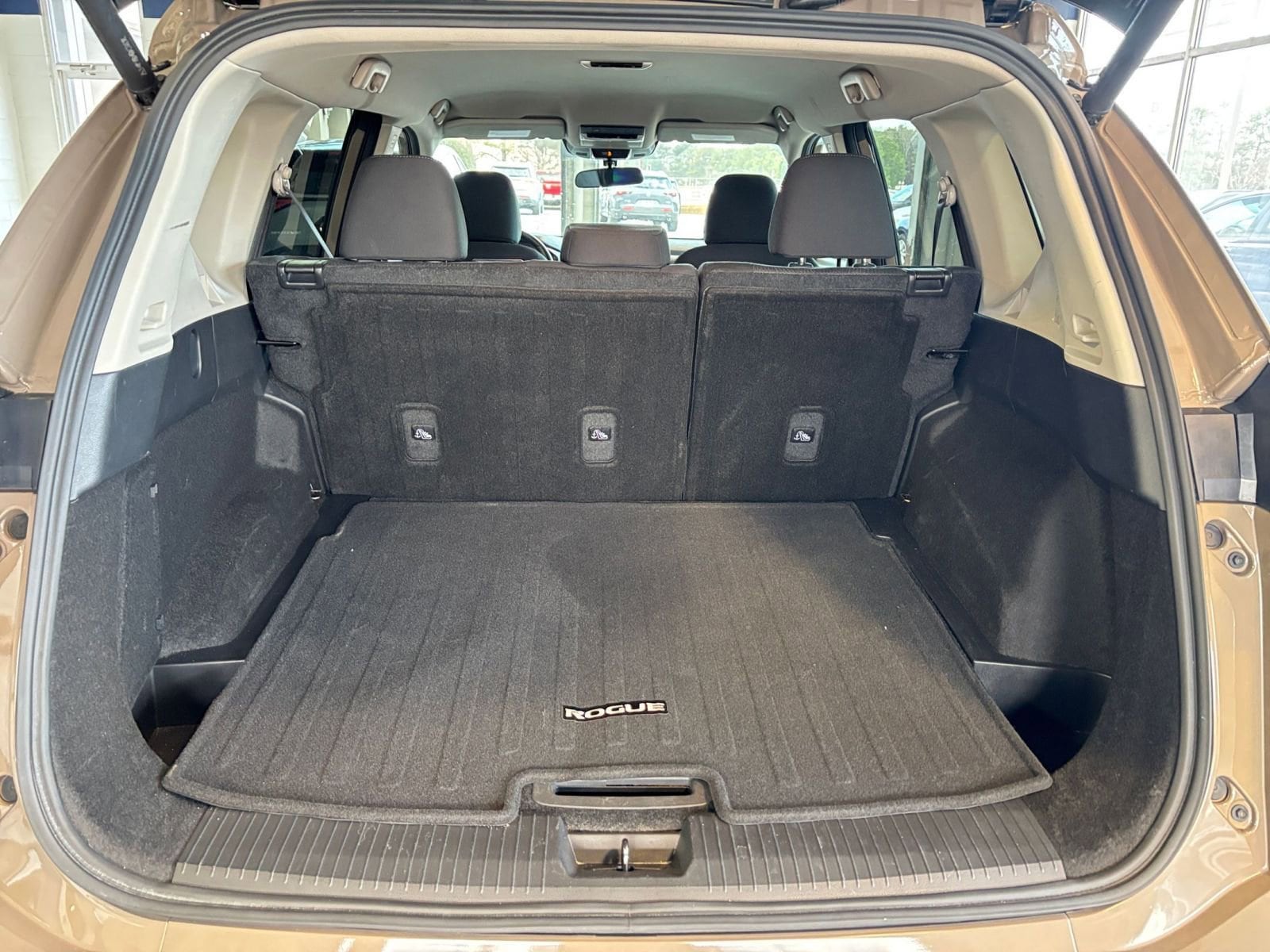 Thumbnail: 2025 Nissan Rogue - 33