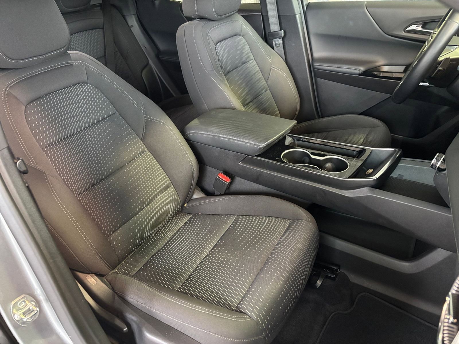 Thumbnail: 2025 Chevrolet Equinox - 35