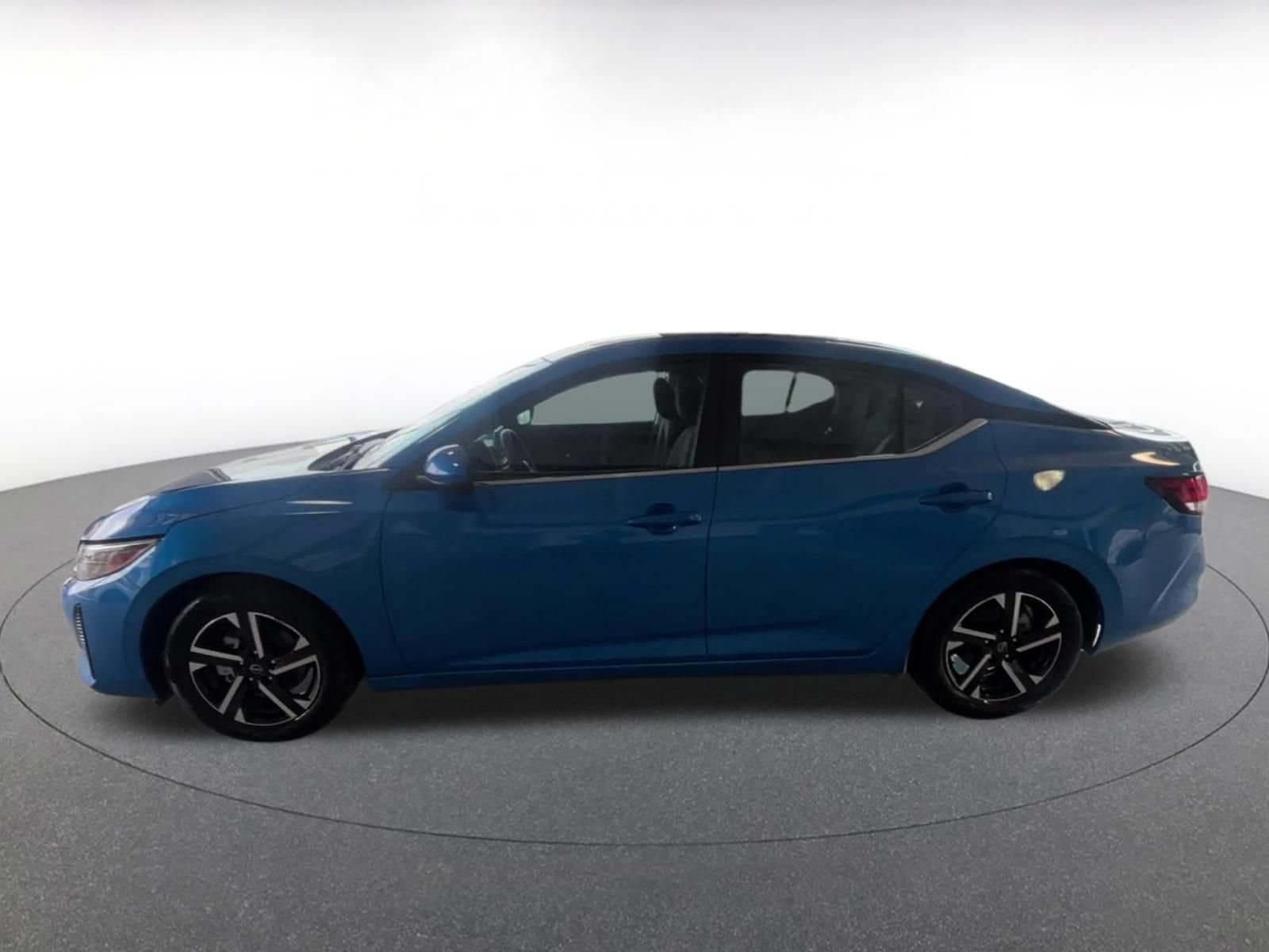 Thumbnail: 2025 Nissan Sentra - 8