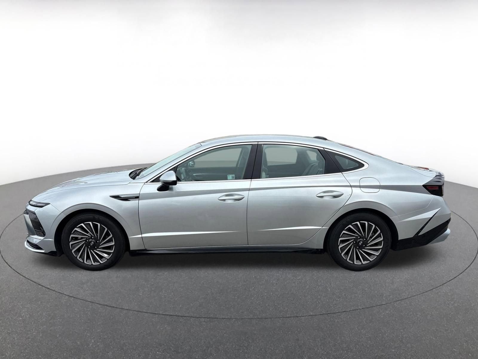 Thumbnail: 2025 Hyundai Sonata - 12