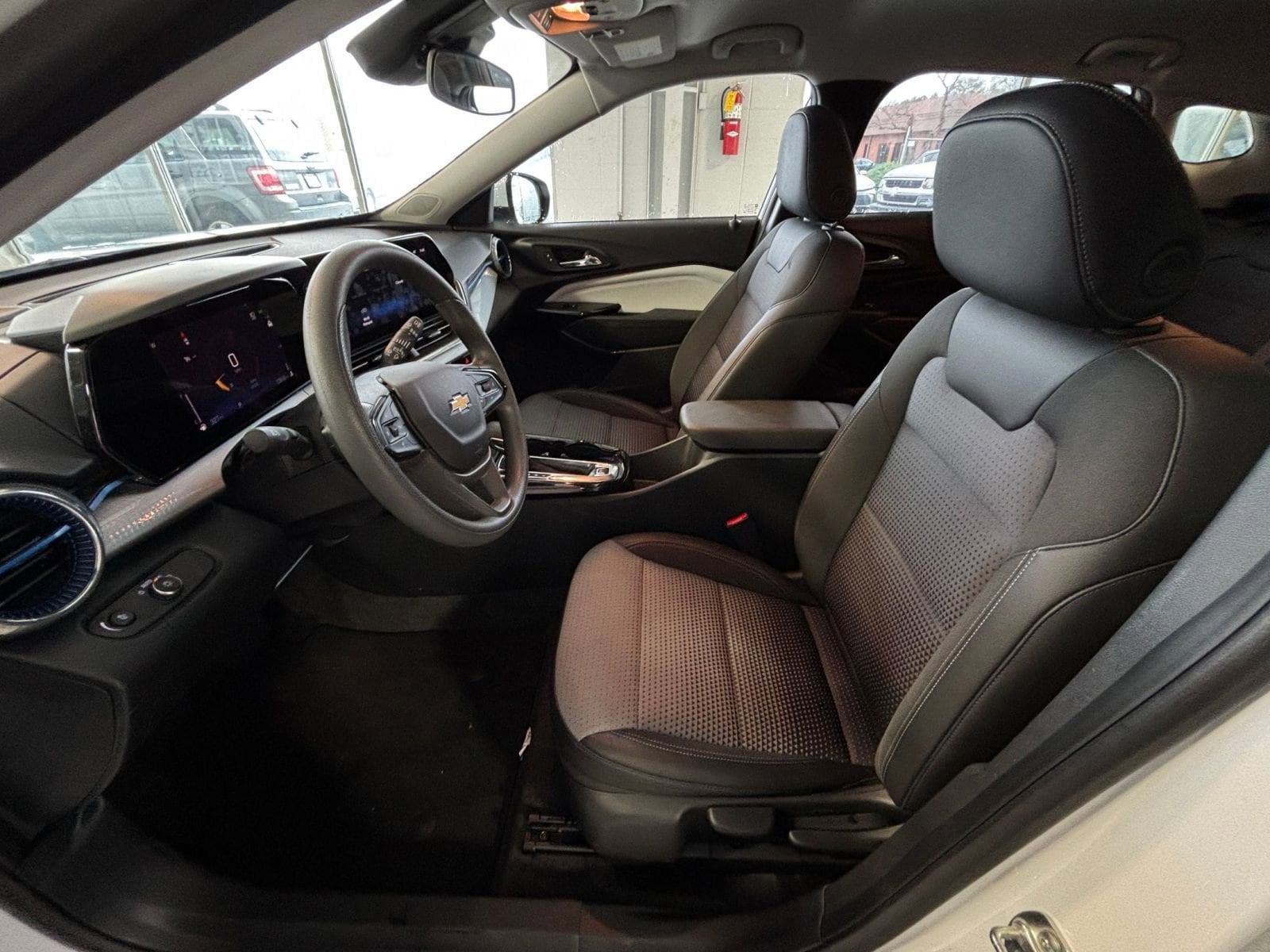 Thumbnail: 2025 Chevrolet Trax - 26