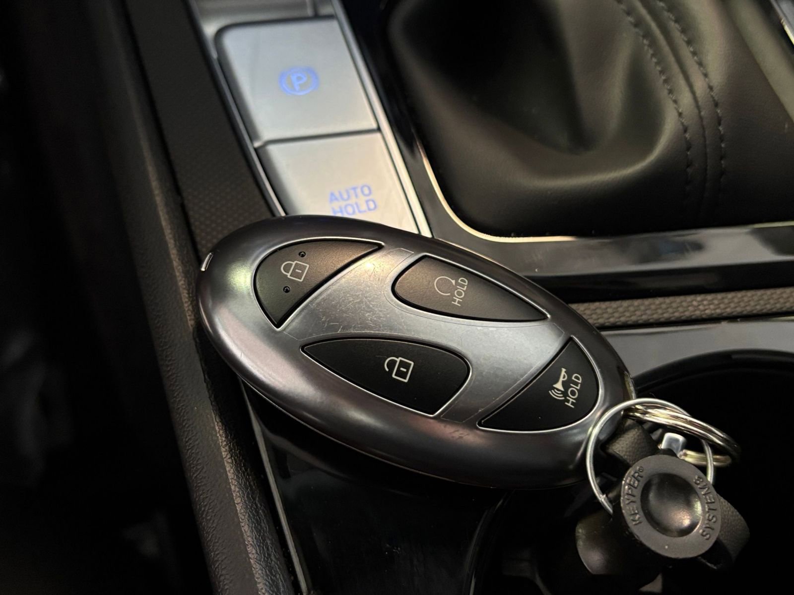 Thumbnail: 2025 Hyundai Elantra - 31