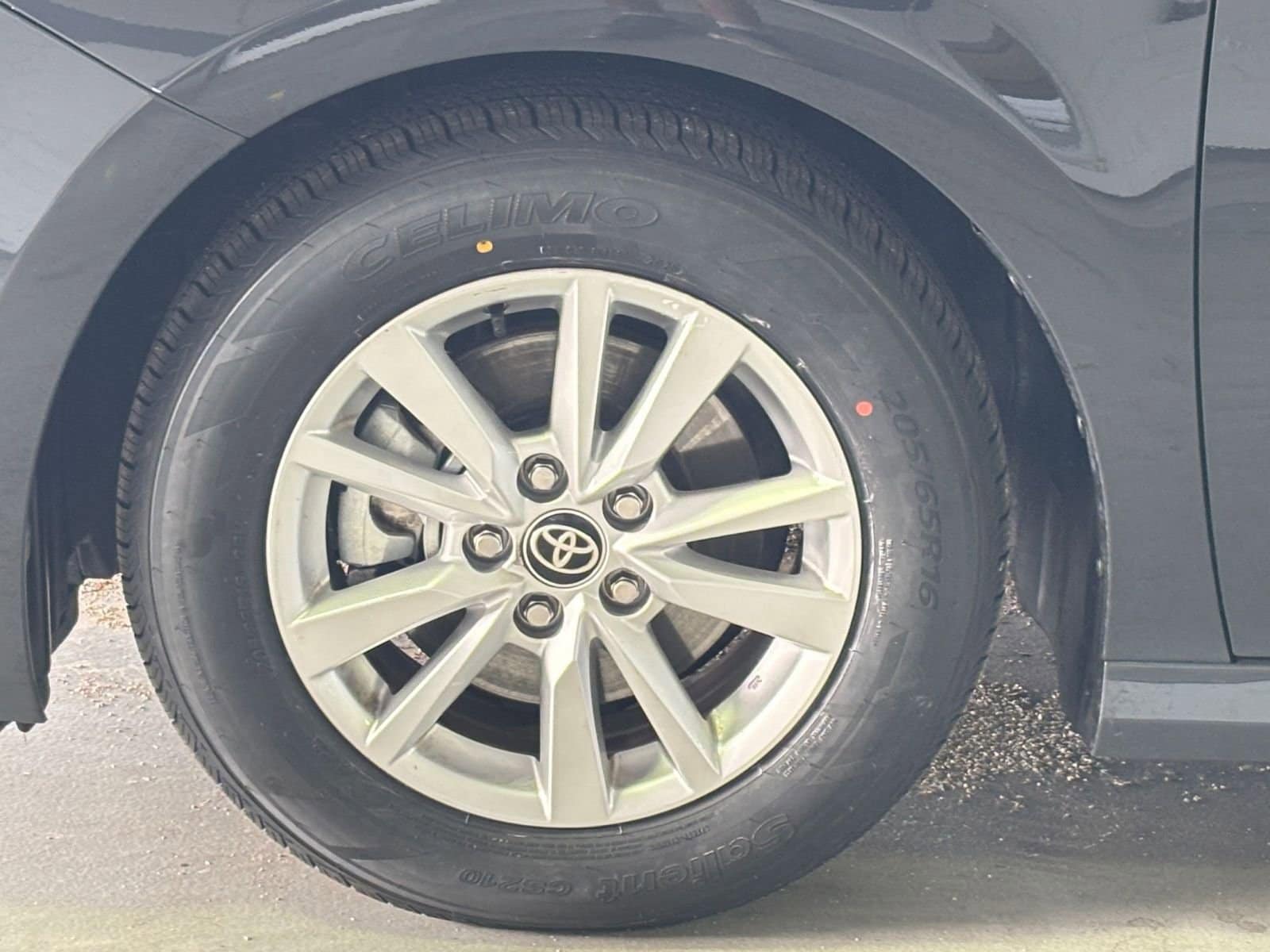 Thumbnail: 2025 Toyota Camry - 34