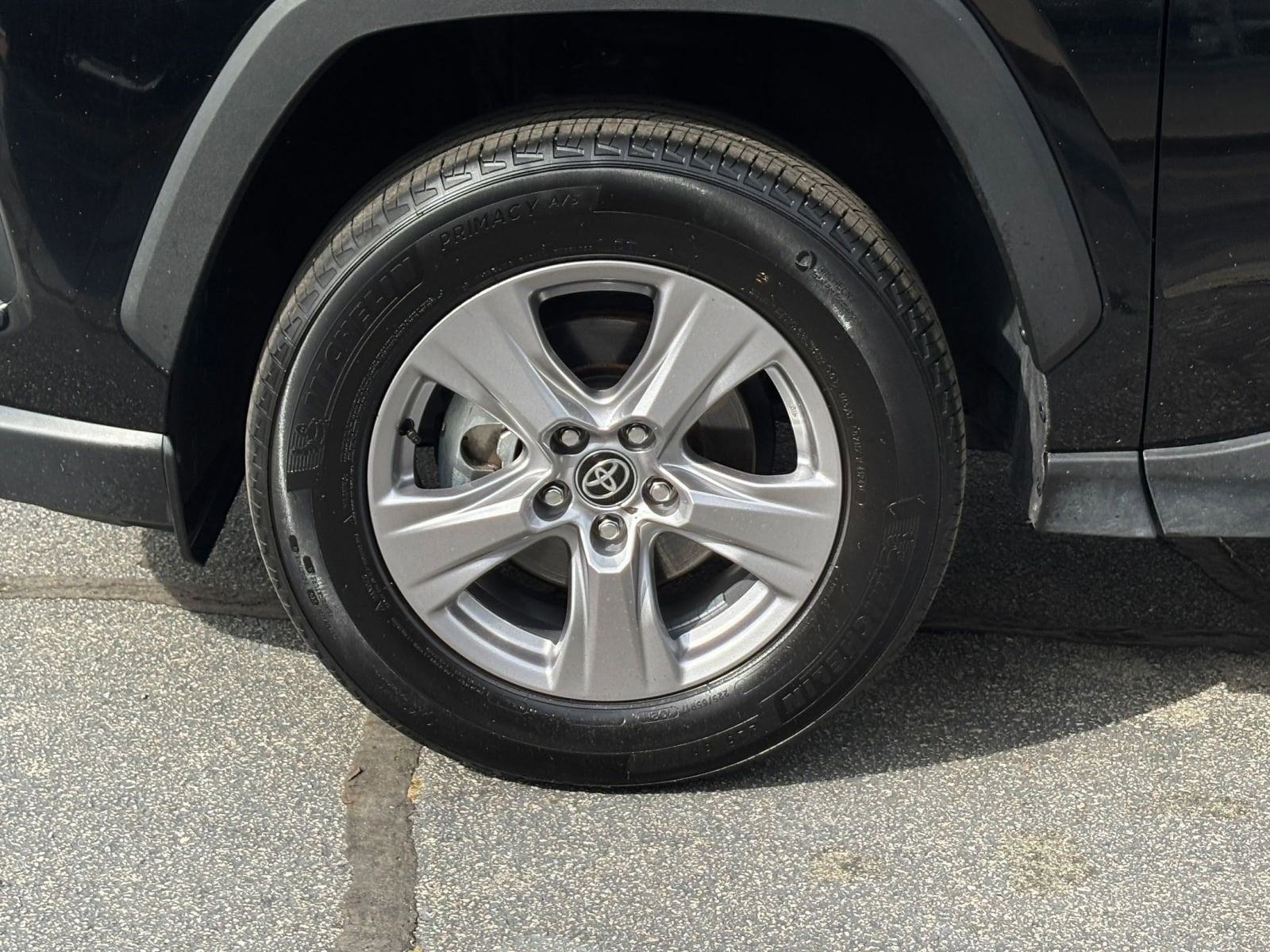 Thumbnail: 2025 Toyota RAV4 - 31