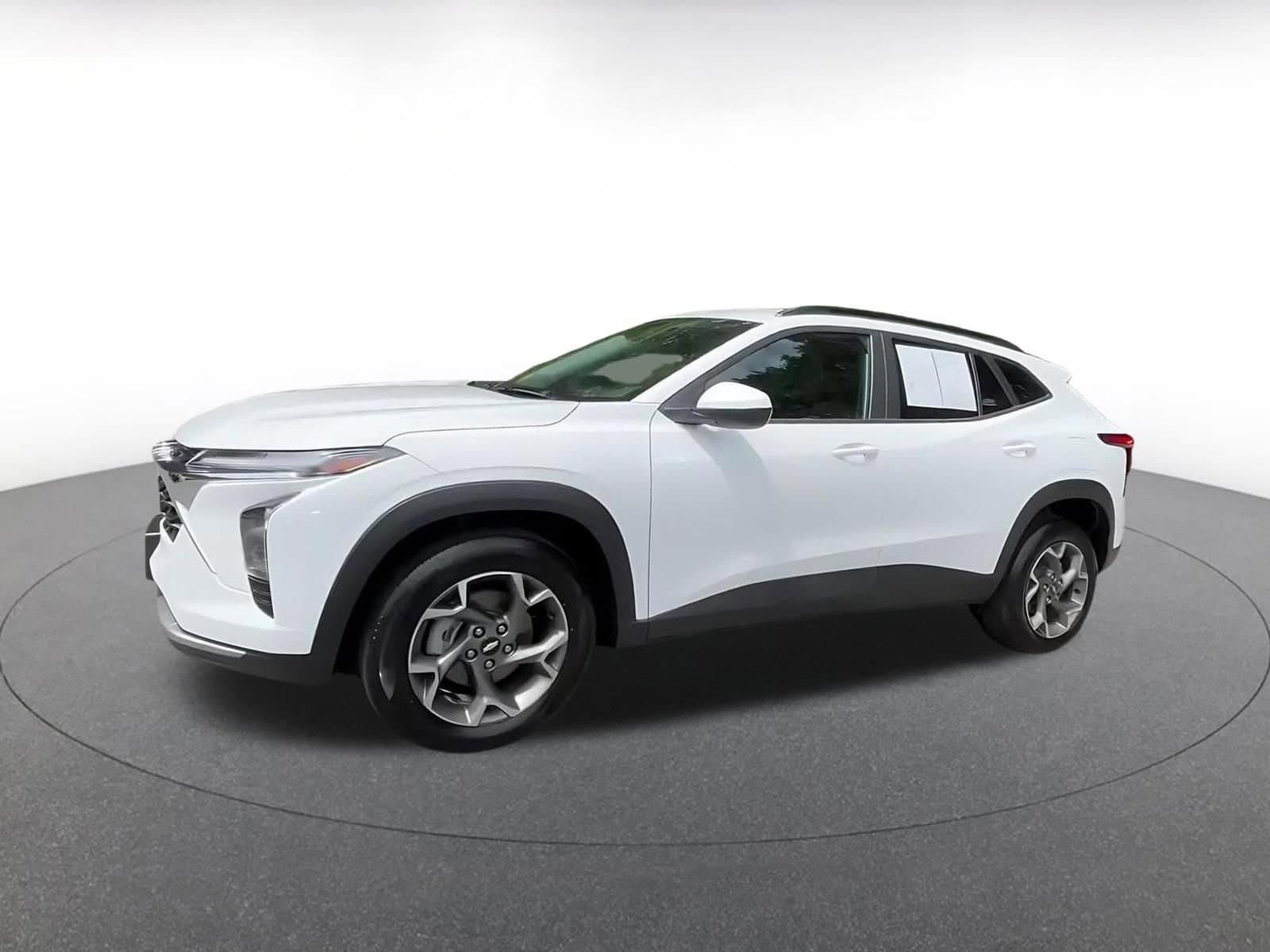 Thumbnail: 2025 Chevrolet Trax - 7