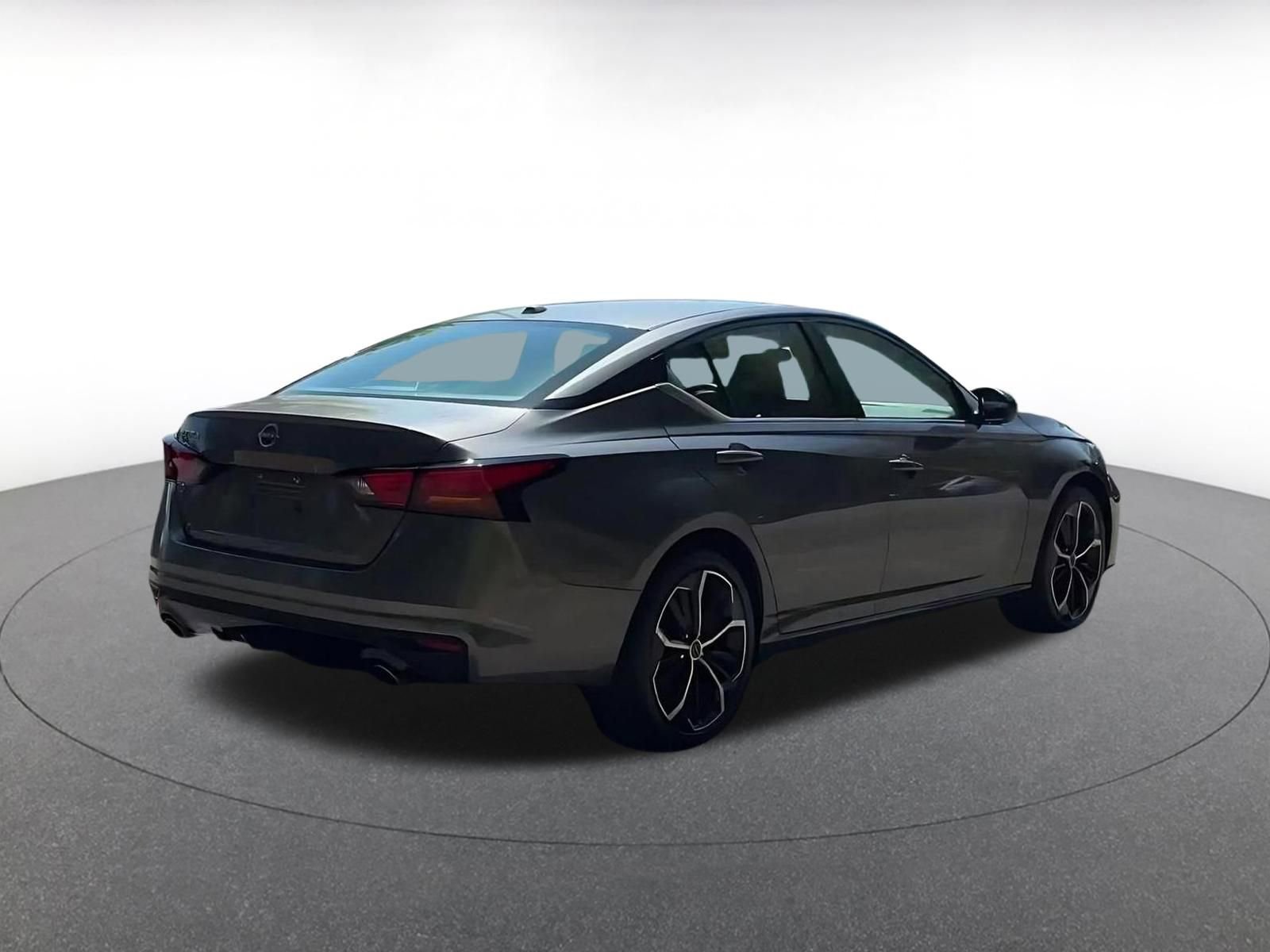 Thumbnail: 2025 Nissan Altima - 15