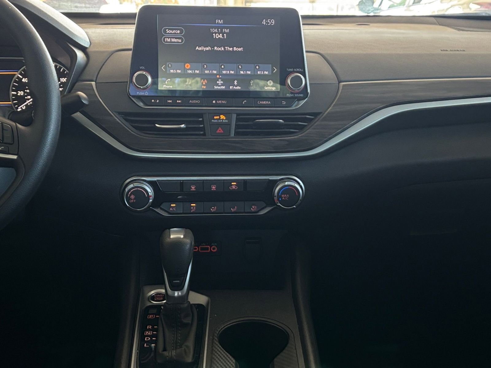 Thumbnail: 2025 Nissan Altima - 18