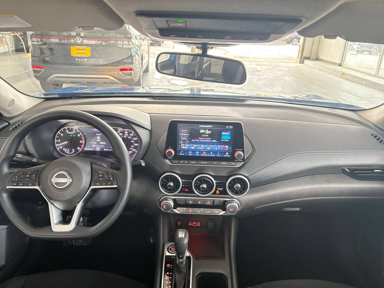 Thumbnail: 2025 Nissan Sentra - 32