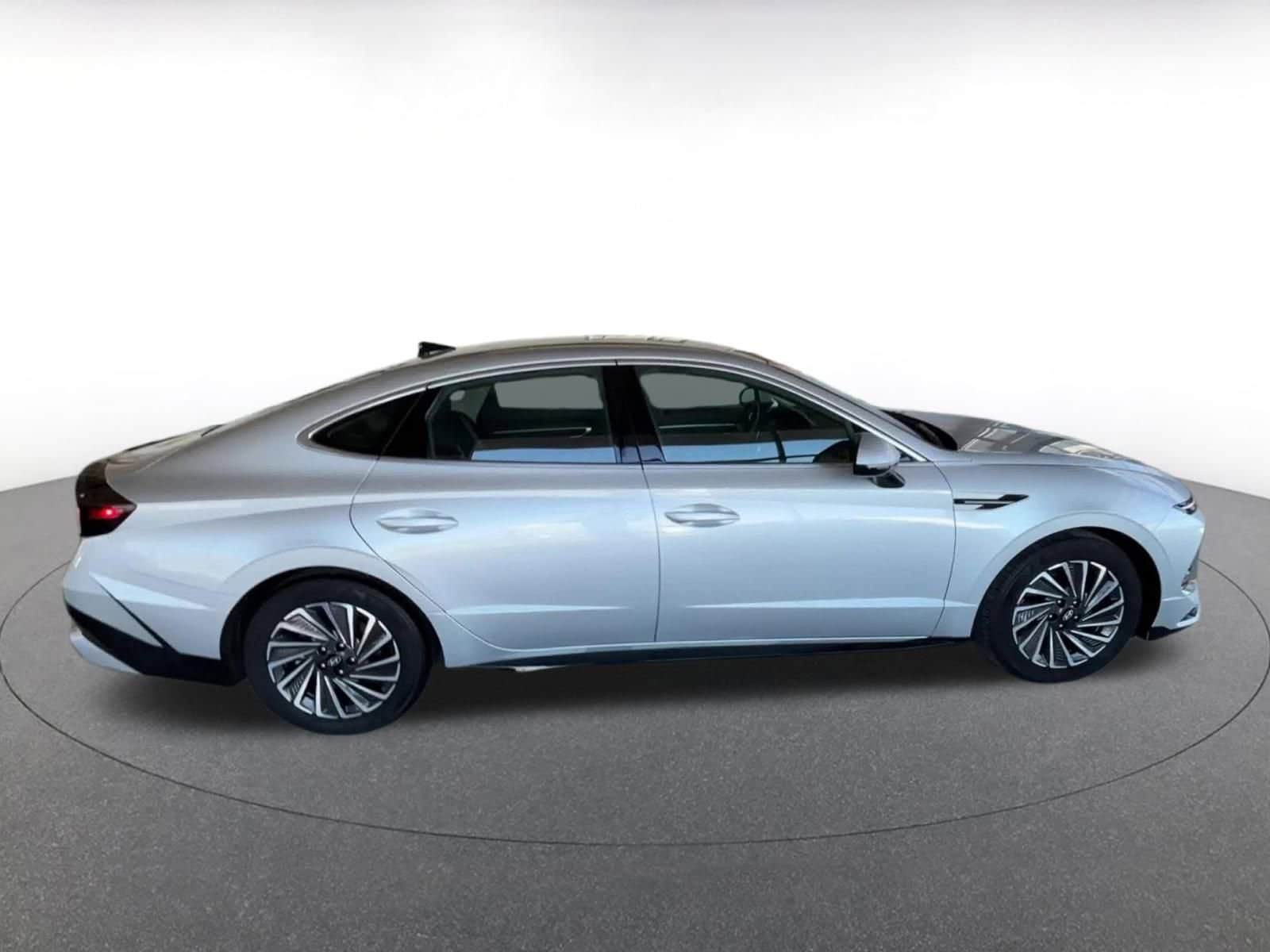 Thumbnail: 2025 Hyundai Sonata - 16