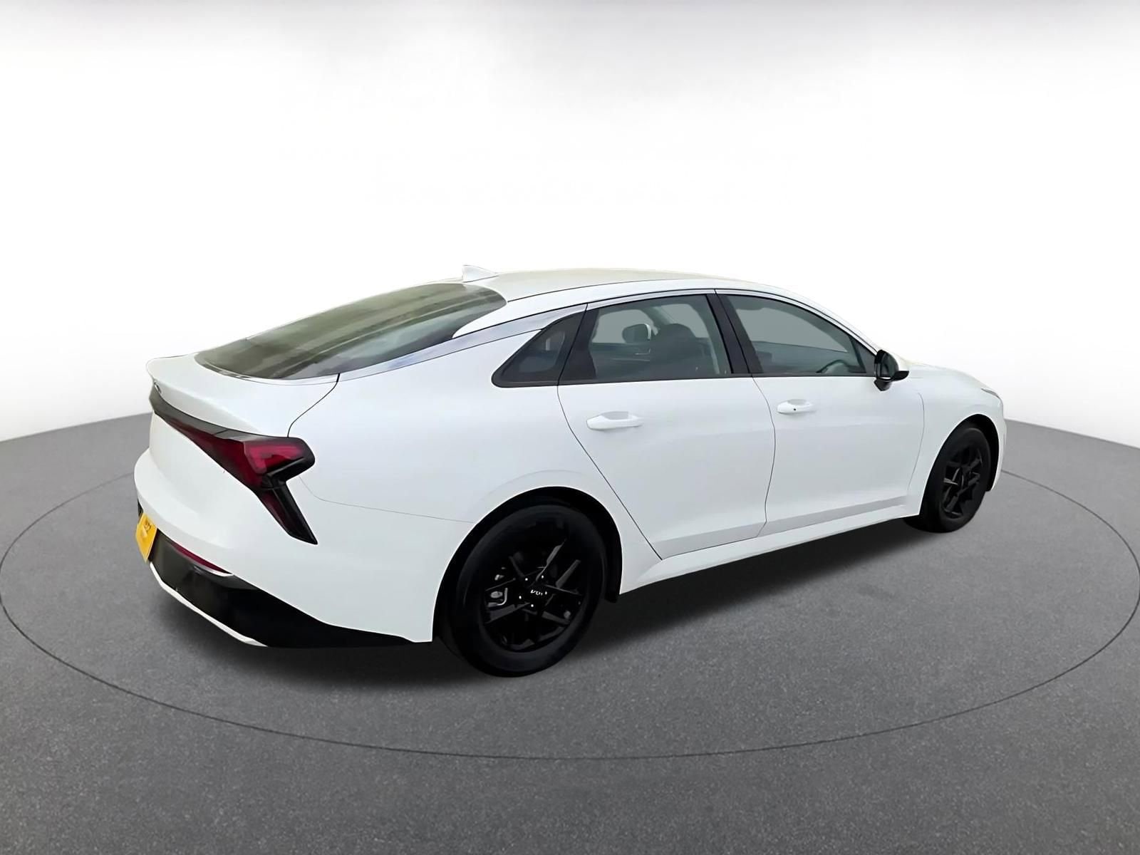 Thumbnail: 2025 Kia K5 - 17