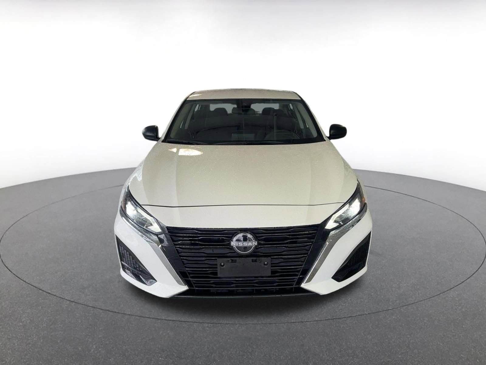 Thumbnail: 2025 Nissan Altima - 2