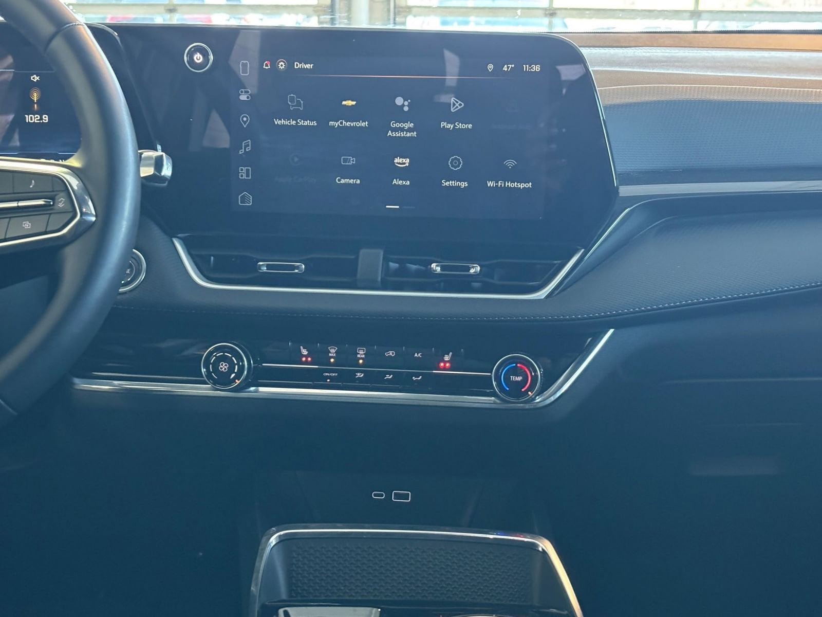 Thumbnail: 2025 Chevrolet Equinox - 18