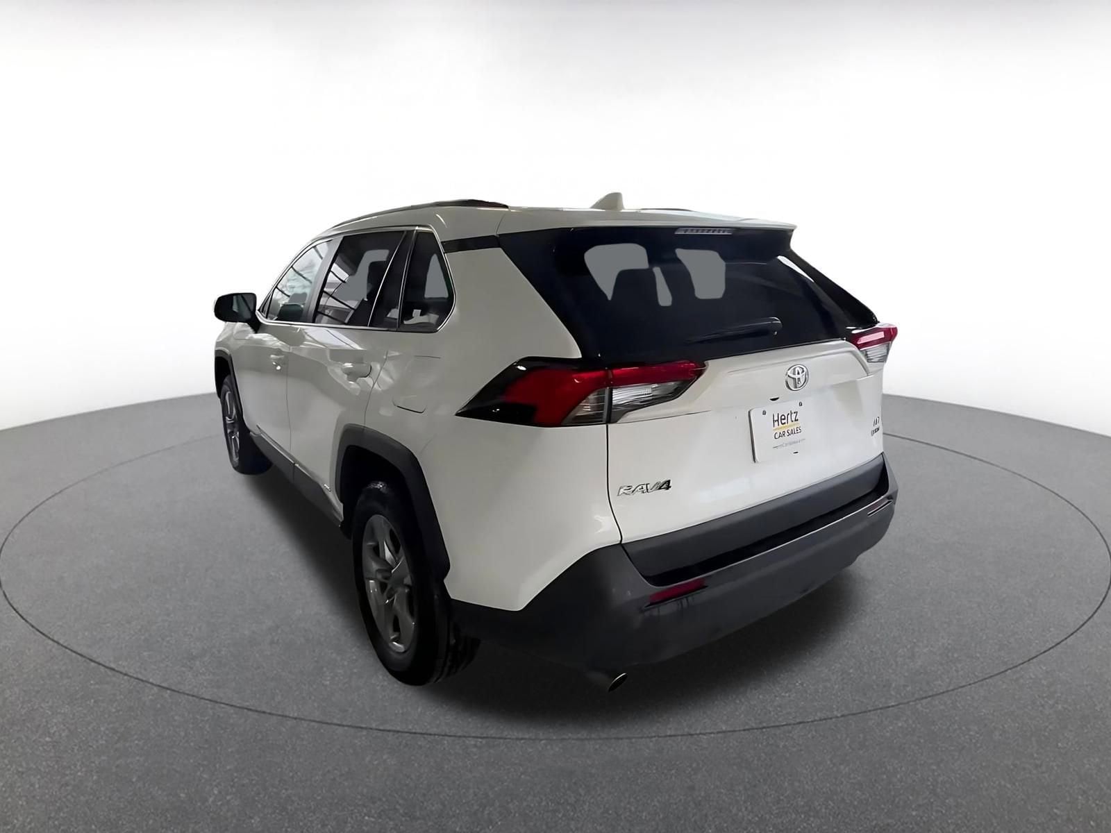 Thumbnail: 2025 Toyota RAV4 - 15