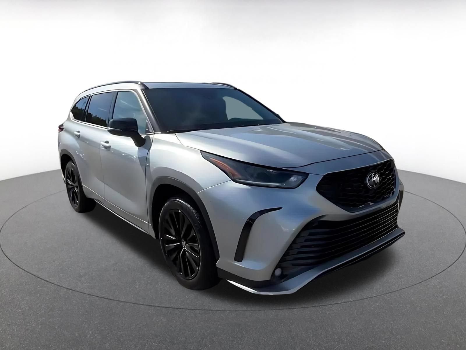 Thumbnail: 2025 Toyota Highlander - 3