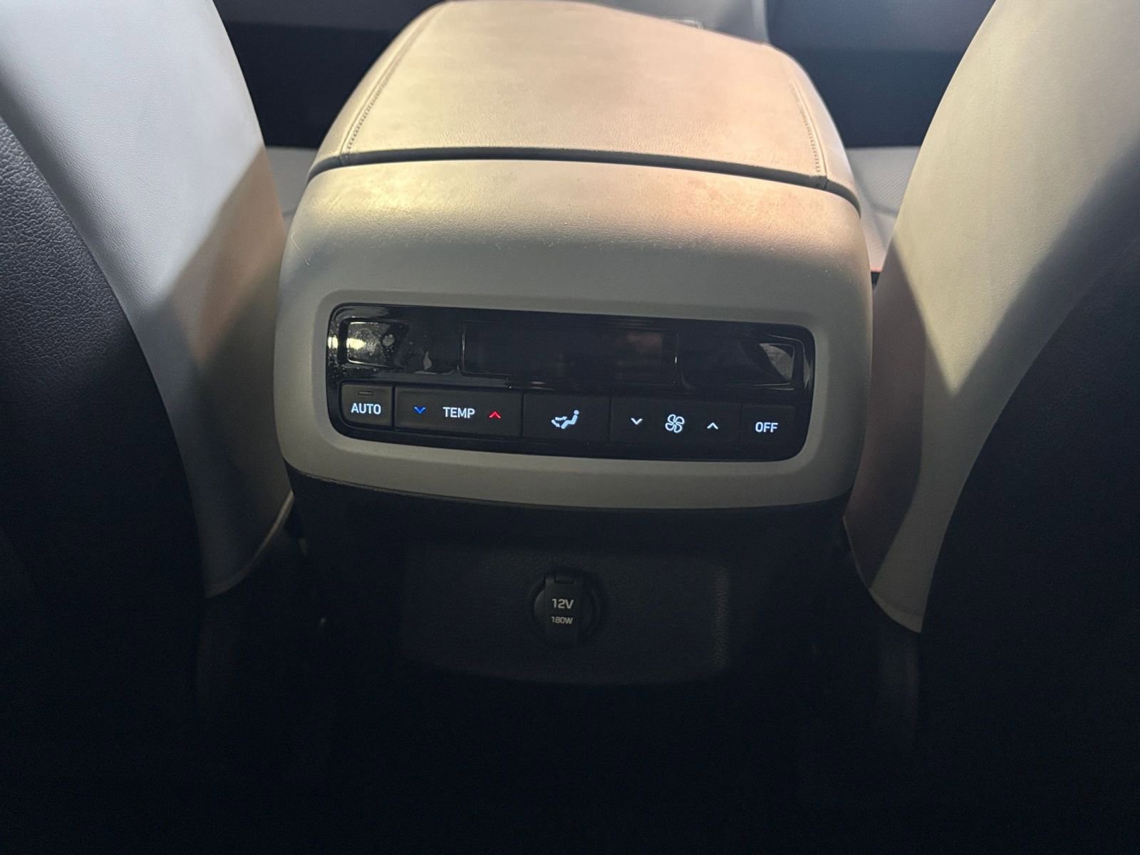 Thumbnail: 2025 Hyundai Palisade - 31