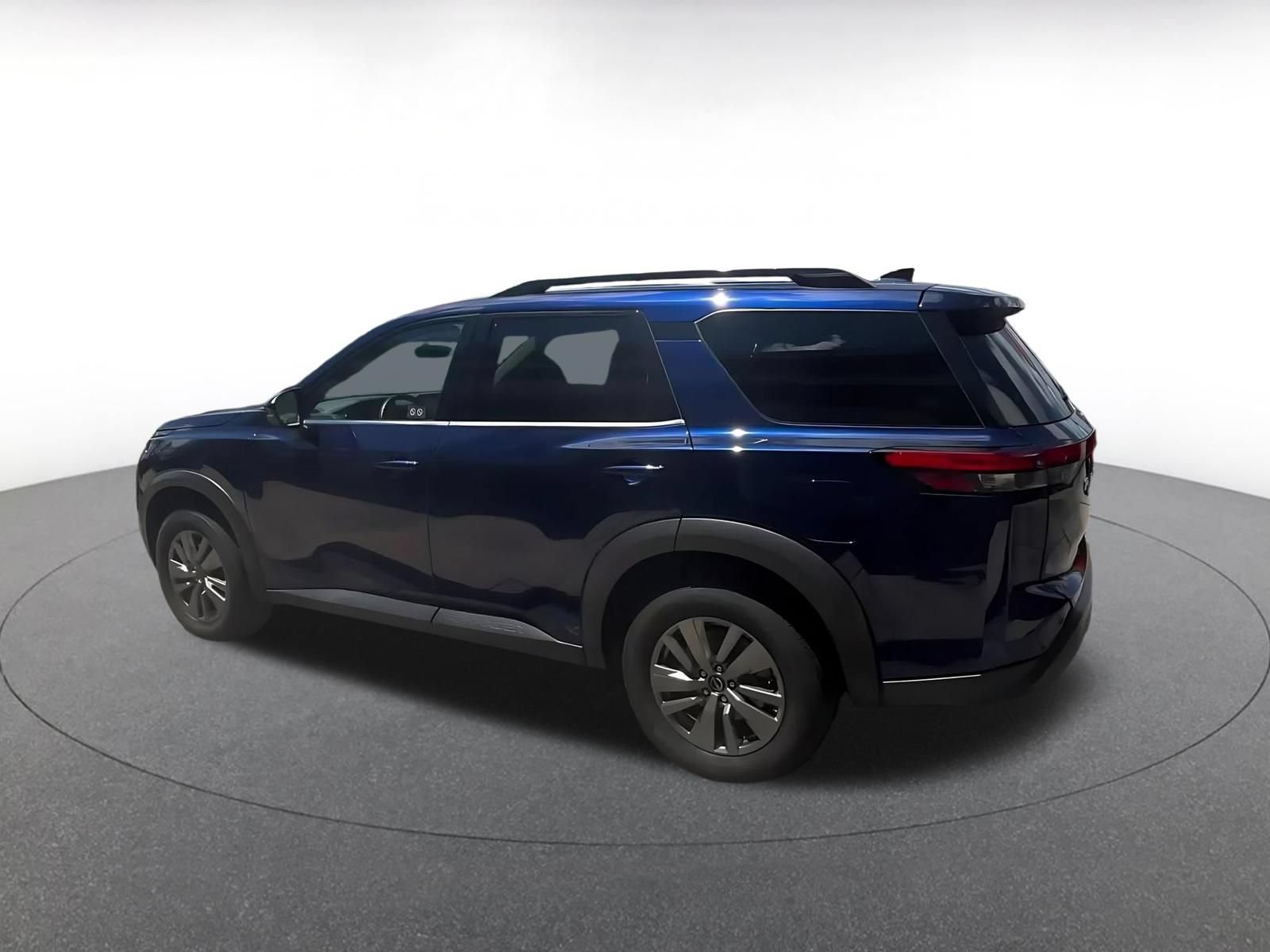 Thumbnail: 2025 Nissan Pathfinder - 10