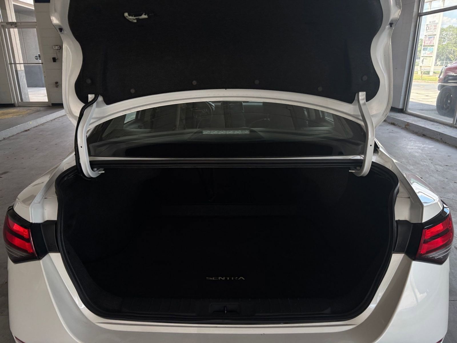 Thumbnail: 2024 Nissan Sentra - 30