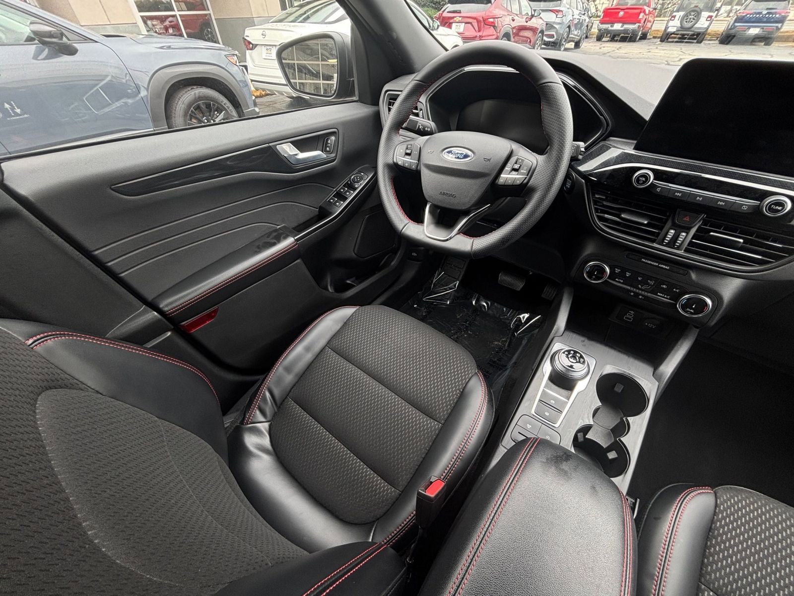 Thumbnail: 2025 Ford Escape - 34