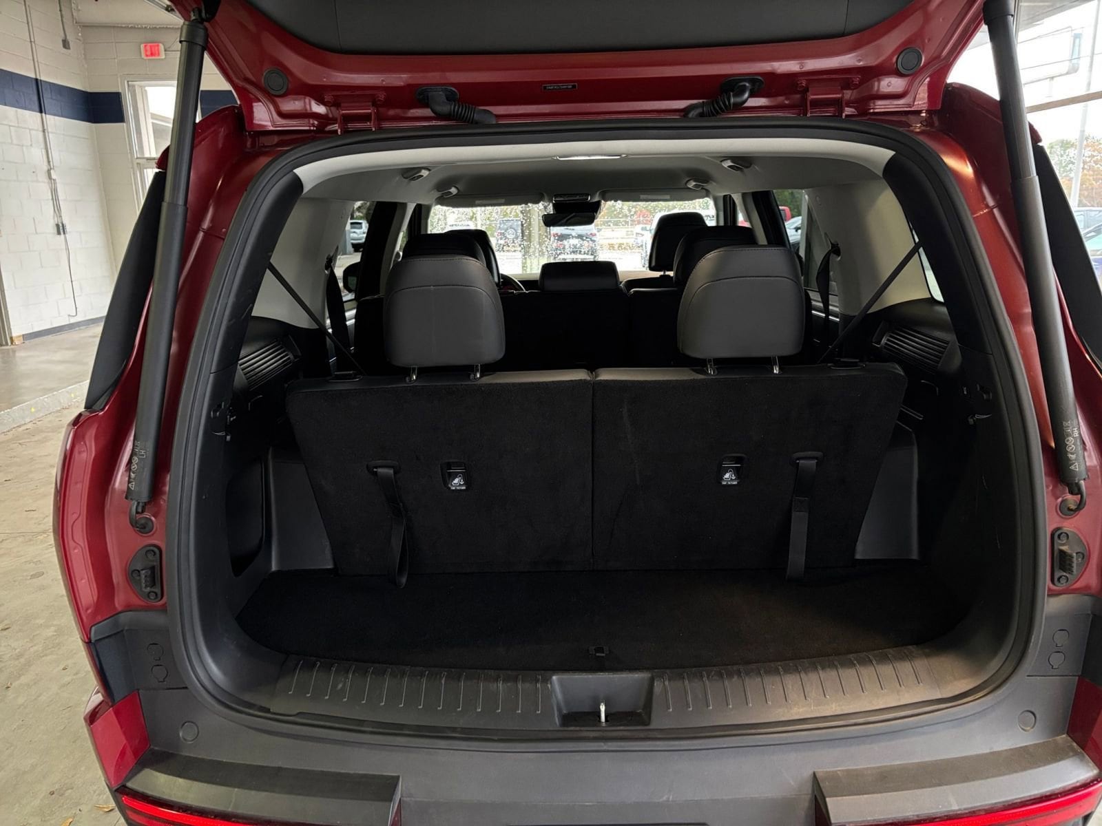 Thumbnail: 2025 Hyundai Santa Fe - 32