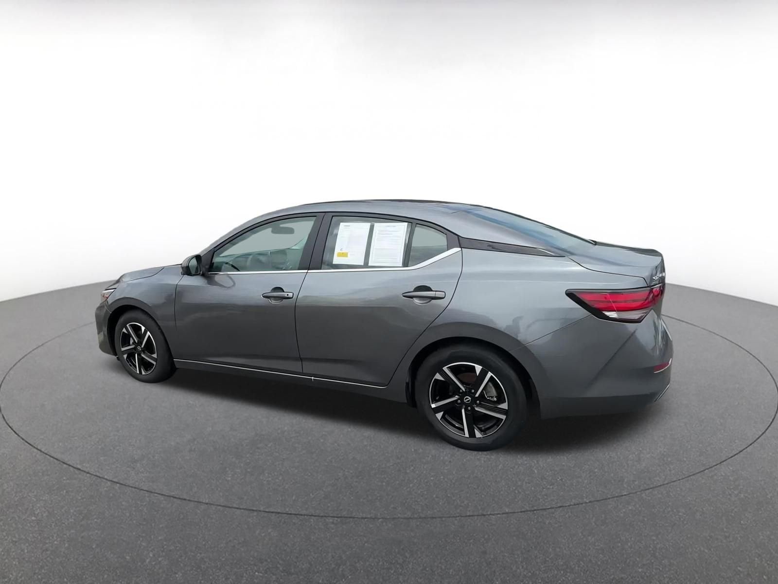 2024 Nissan Sentra SV 10