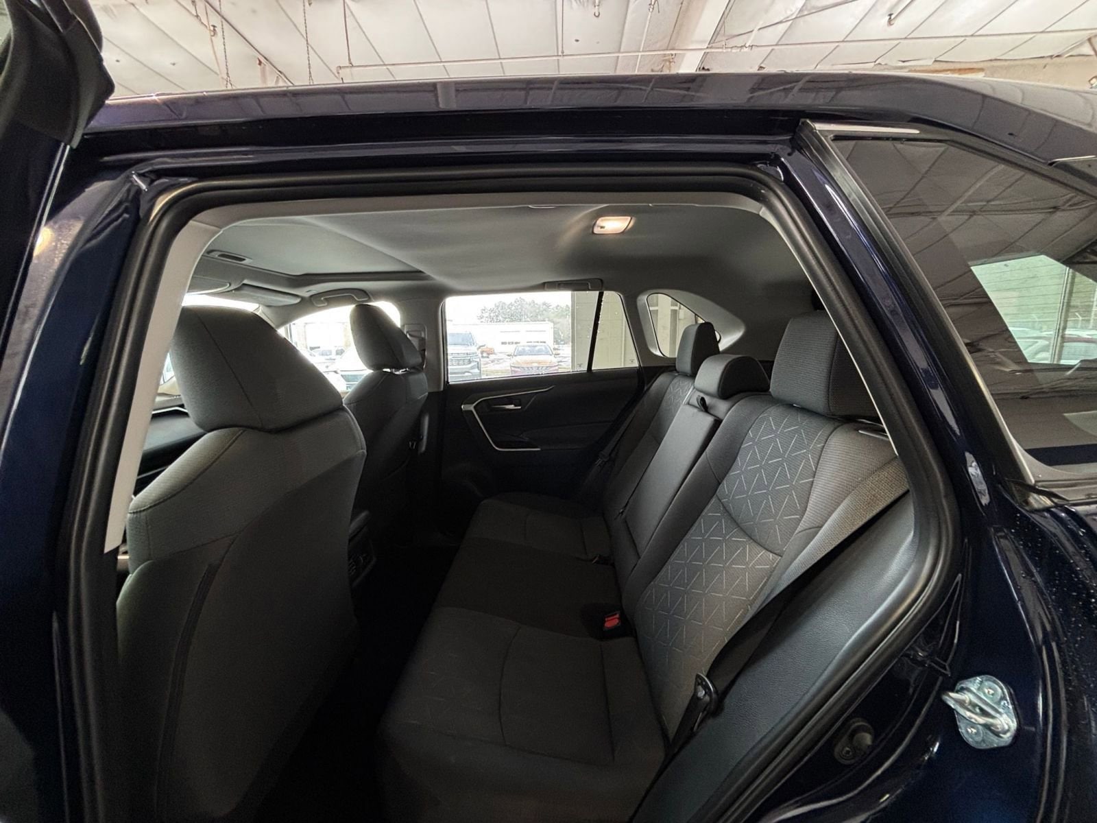 Thumbnail: 2025 Toyota RAV4 - 27