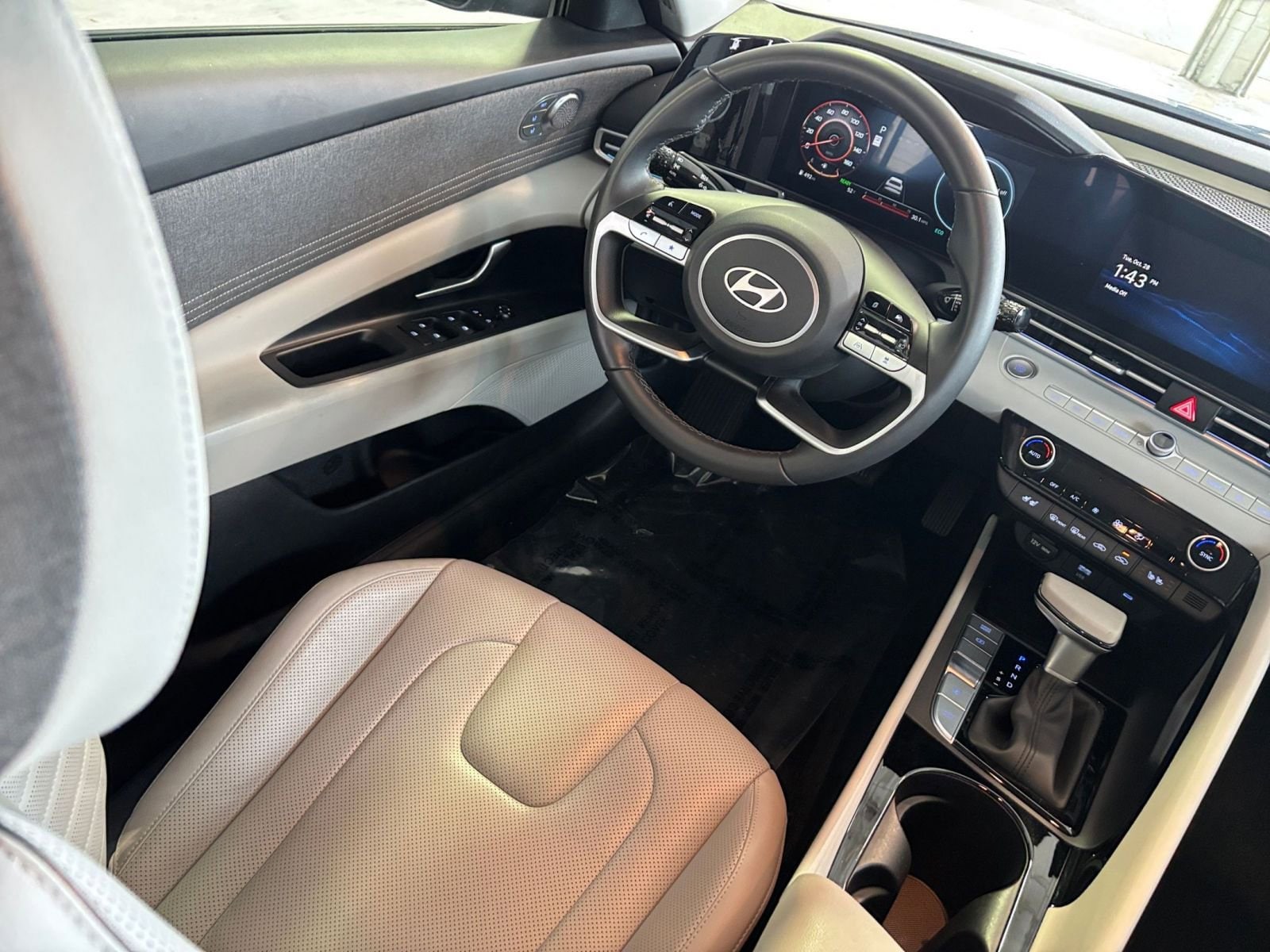 Thumbnail: 2025 Hyundai Elantra - 35