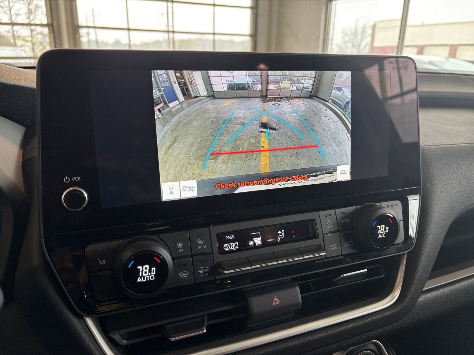 Thumbnail: 2025 Toyota Grand Highlander - 22