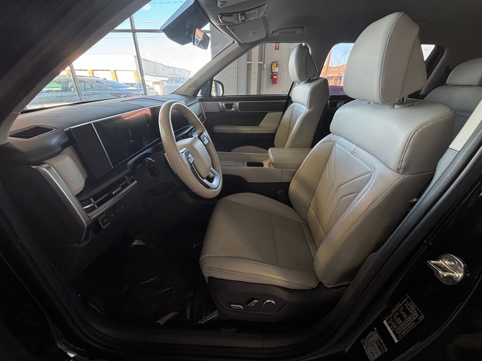 Thumbnail: 2025 Hyundai Santa Fe - 27