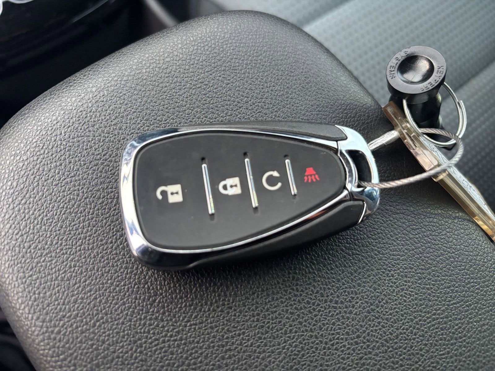 Thumbnail: 2025 Chevrolet Trax - 25