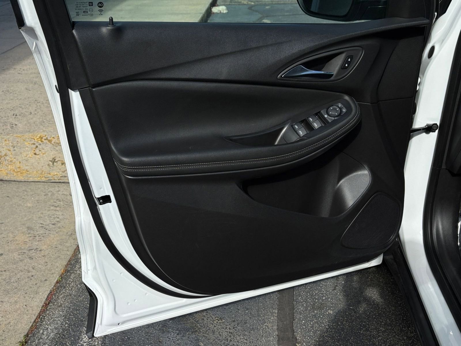 Thumbnail: 2025 Buick Encore GX - 18