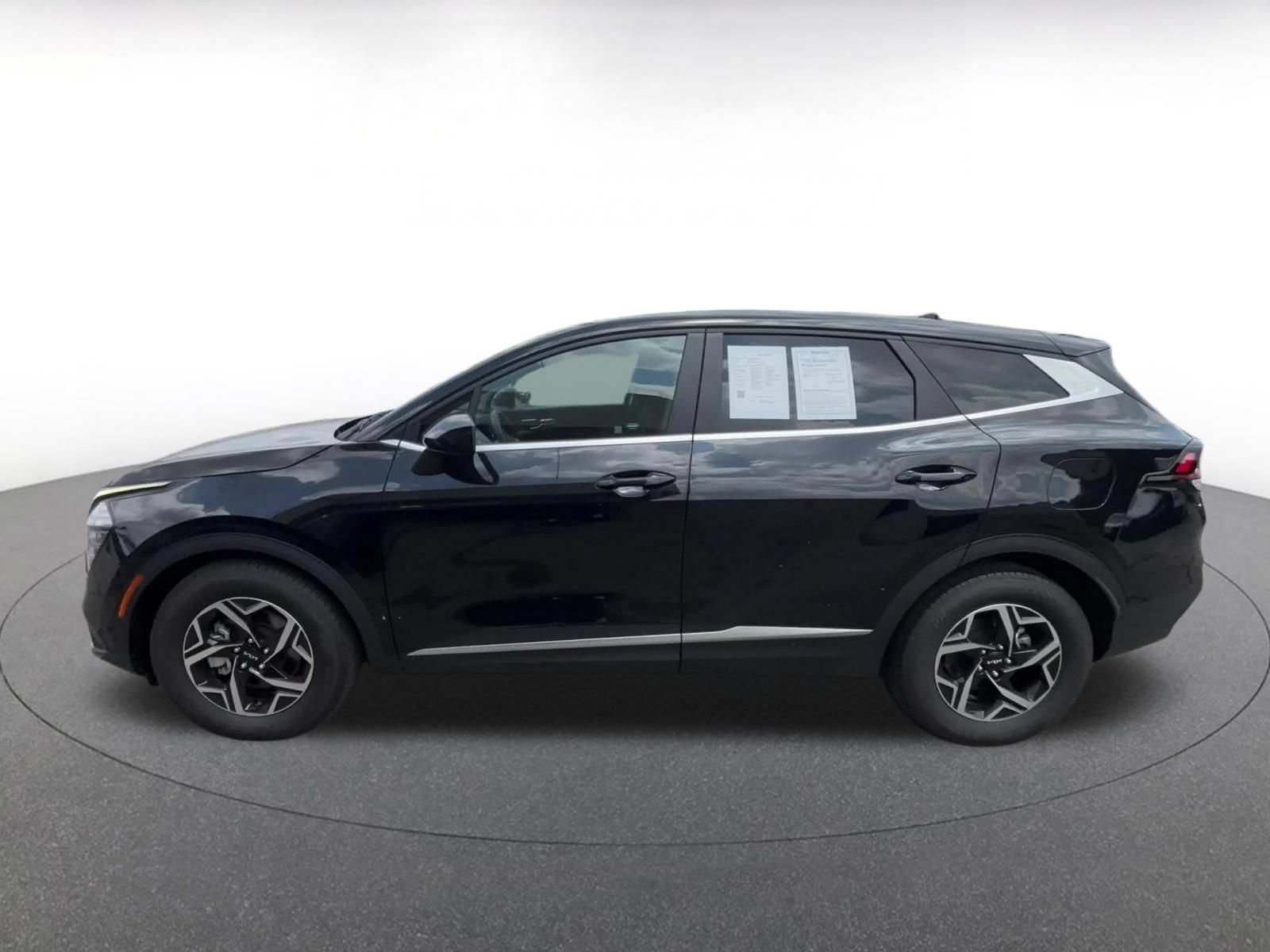 Thumbnail: 2025 Kia Sportage - 8