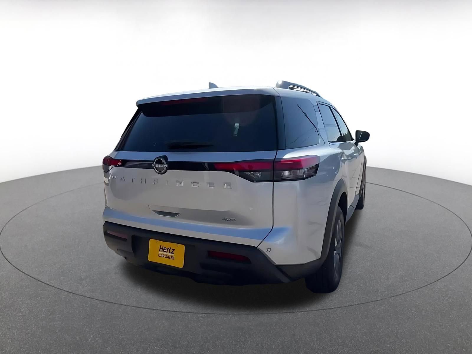 Thumbnail: 2025 Nissan Pathfinder - 13