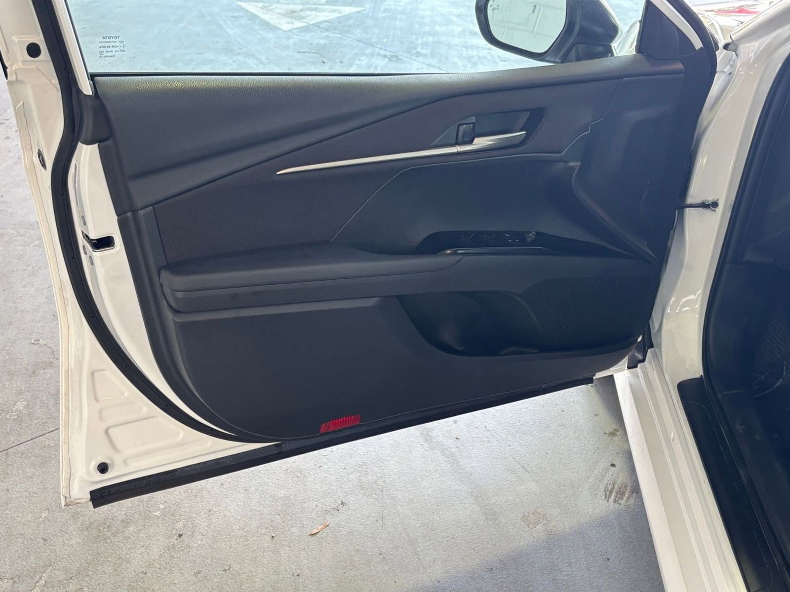 Thumbnail: 2025 Toyota Camry - 23